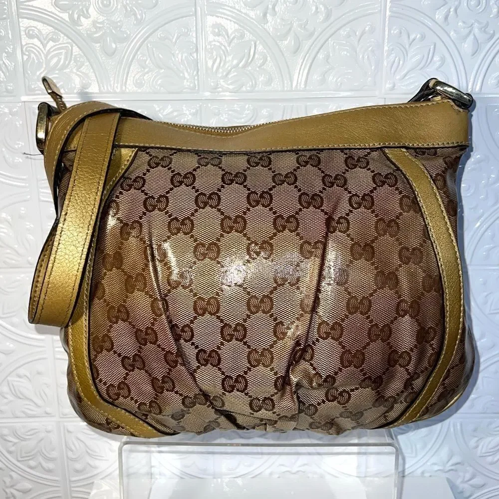 Authentic Gucci D Ring Handbag